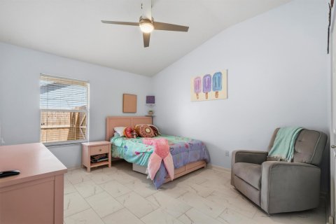 Casa en venta en Port St. Lucie, Florida, 4 dormitorios, 197.32 m2 № 2078739 - foto 12