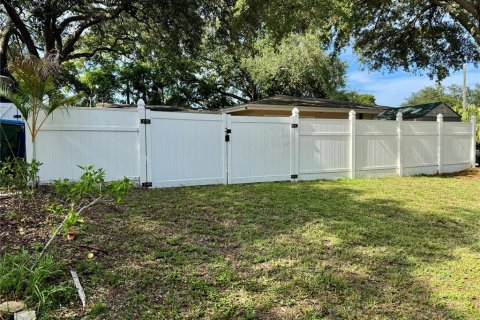 House in Clearwater, Florida 3 bedrooms, 138.89 sq.m. № 2259432 - photo 26
