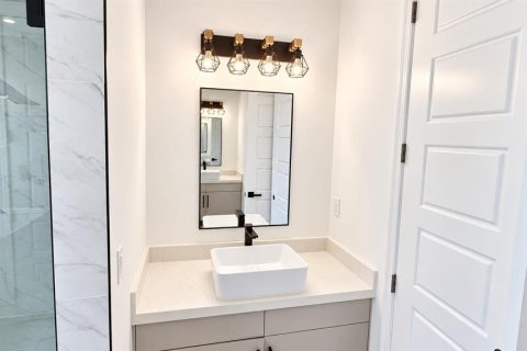 Villa ou maison à vendre à Punta Gorda, Floride: 4 chambres, 201.23 m2 № 2360695 - photo 12