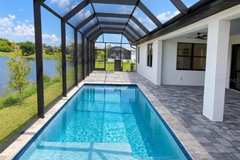 Villa ou maison à vendre à Punta Gorda, Floride: 4 chambres, 201.23 m2 № 2360695 - photo 5
