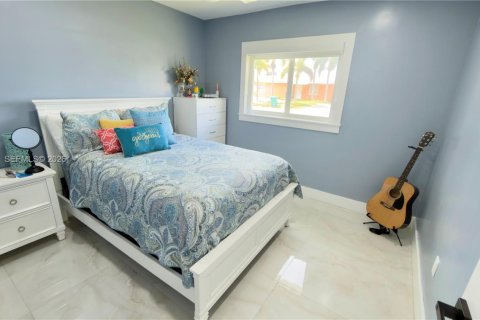 Купить виллу или дом в Хомстед, Флорида 3 спальни, 102.19м2, № 2049917 - фото 13