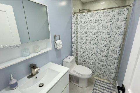 Купить виллу или дом в Хомстед, Флорида 3 спальни, 102.19м2, № 2049917 - фото 9