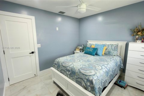 Купить виллу или дом в Хомстед, Флорида 3 спальни, 102.19м2, № 2049917 - фото 12