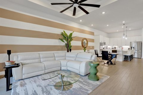 Apartment in Parkland, Florida 3 bedrooms, 160.16 sq.m. № 2383268 - photo 2