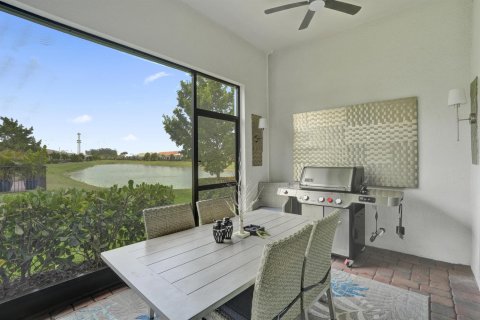 Apartment in Parkland, Florida 3 bedrooms, 160.16 sq.m. № 2383268 - photo 5