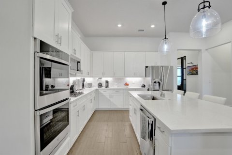 Apartment in Parkland, Florida 3 bedrooms, 160.16 sq.m. № 2383268 - photo 12