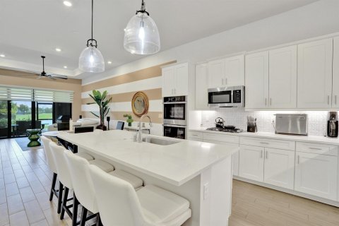 Apartment in Parkland, Florida 3 bedrooms, 160.16 sq.m. № 2383268