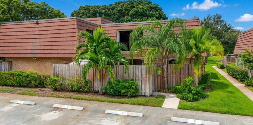 Touwnhouse à Palm Beach Gardens, Floride 2 chambres, 148.27 m2 № 2400700