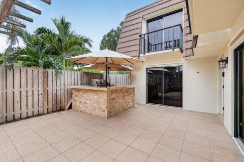 Touwnhouse à vendre à Palm Beach Gardens, Floride: 2 chambres, 148.27 m2 № 2400700 - photo 5