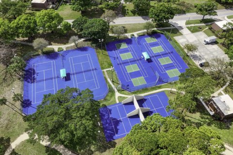 Touwnhouse à vendre à Palm Beach Gardens, Floride: 2 chambres, 148.27 m2 № 2400700 - photo 4
