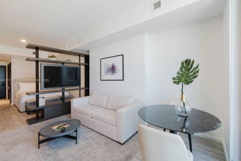 Condominio en venta en Miami, Florida, 1 dormitorio, 39.95 m2 № 1861368 - foto 7