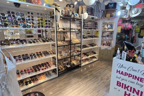 Купить коммерческую недвижимость в Майами-Бич, Флорида № 1979350 - фото 10