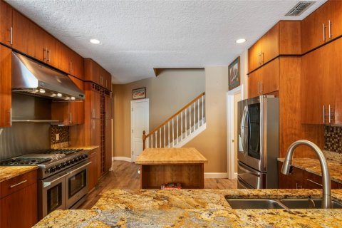 Villa ou maison à vendre à Oviedo, Floride: 5 chambres, 299.24 m2 № 2408855 - photo 16