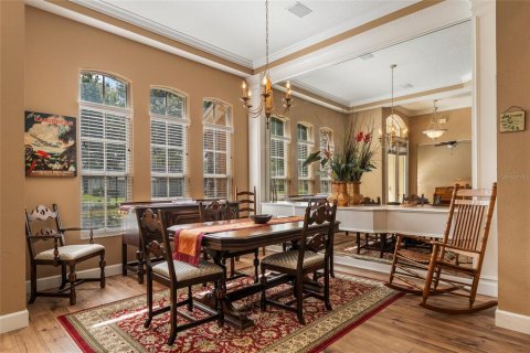 Villa ou maison à vendre à Oviedo, Floride: 5 chambres, 299.24 m2 № 2408855 - photo 8