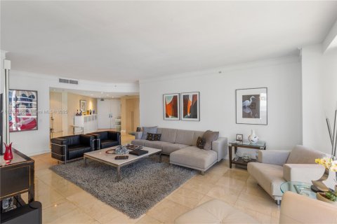 Condo in Miami Beach, Florida, 3 bedrooms  № 1715882 - photo 6