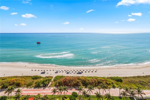 Condo in Miami Beach, Florida, 3 bedrooms  № 1715882 - photo 10