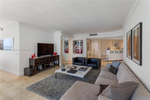 Condo in Miami Beach, Florida, 3 bedrooms  № 1715882 - photo 5