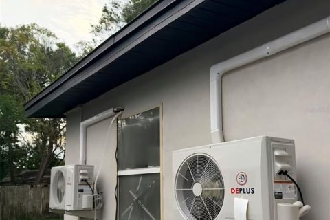 Casa en venta en Deltona, Florida, 2 dormitorios, 108.6 m2 № 2413399 - foto 8