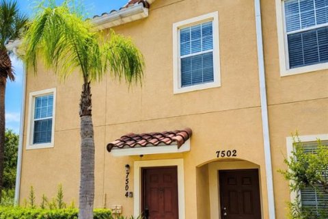 Condo à Kissimmee, Floride, 3 chambres  № 2355695