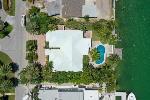 Casa en alquiler en Key Biscayne, Florida, 4 dormitorios, 297.47 m2 № 1944851 - foto 14