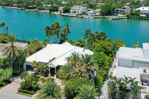 Casa en alquiler en Key Biscayne, Florida, 4 dormitorios, 297.47 m2 № 1944851 - foto 12