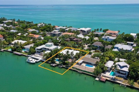 Casa en alquiler en Key Biscayne, Florida, 4 dormitorios, 297.47 m2 № 1944851 - foto 15