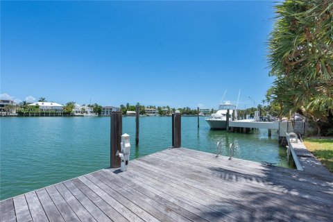 Casa en alquiler en Key Biscayne, Florida, 4 dormitorios, 297.47 m2 № 1944851 - foto 11