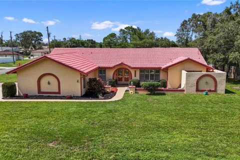 Casa en venta en Spring Hill, Florida, 3 dormitorios, 180.14 m2 № 1909778 - foto 1