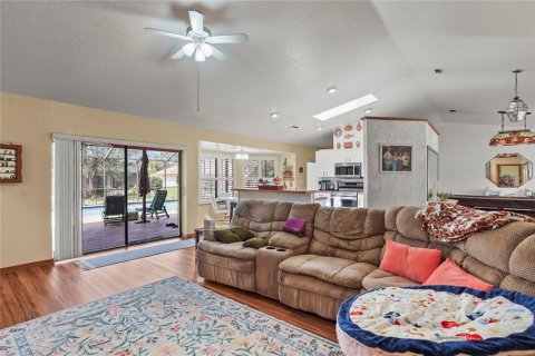 Casa en venta en Spring Hill, Florida, 3 dormitorios, 180.14 m2 № 1909778 - foto 13