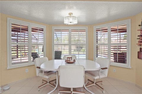 Casa en venta en Spring Hill, Florida, 3 dormitorios, 180.14 m2 № 1909778 - foto 20