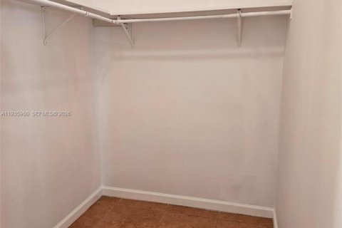 Copropriété à louer à Dania Beach, Floride: 2 chambres, 102.19 m2 № 1998189 - photo 28