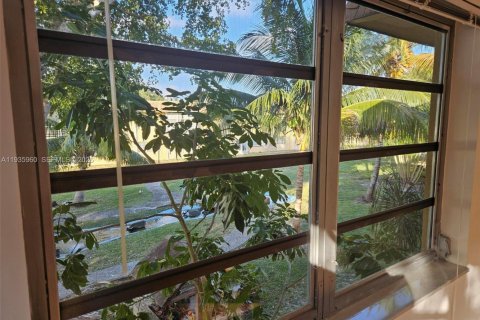 Copropriété à louer à Dania Beach, Floride: 2 chambres, 102.19 m2 № 1998189 - photo 29