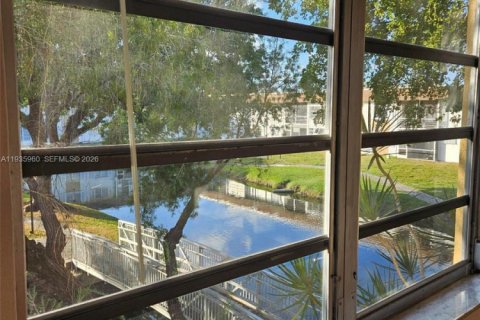 Copropriété à louer à Dania Beach, Floride: 2 chambres, 102.19 m2 № 1998189 - photo 15