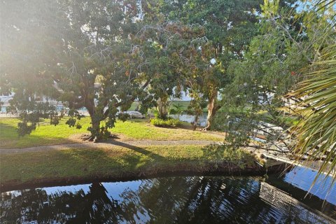 Copropriété à louer à Dania Beach, Floride: 2 chambres, 102.19 m2 № 1998189 - photo 30