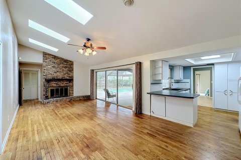 House in Gainesville, Florida 4 bedrooms, 201.23 sq.m. № 2278056 - photo 22