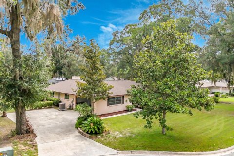 House in Gainesville, Florida 4 bedrooms, 201.23 sq.m. № 2278056 - photo 3