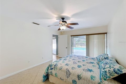 House in Gainesville, Florida 4 bedrooms, 201.23 sq.m. № 2278056 - photo 29