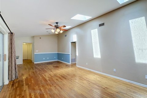 House in Gainesville, Florida 4 bedrooms, 201.23 sq.m. № 2278056 - photo 24