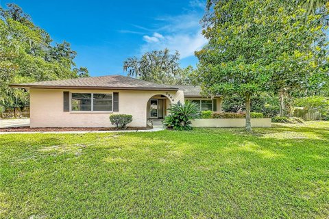 House in Gainesville, Florida 4 bedrooms, 201.23 sq.m. № 2278056 - photo 6