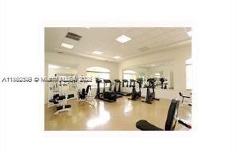 Condominio en alquiler en Doral, Florida, 2 dormitorios, 84.54 m2 № 1887653 - foto 10