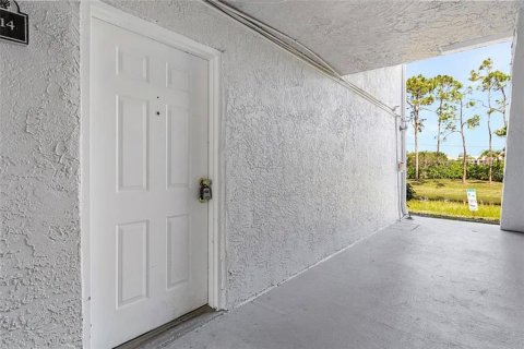 Copropriété à louer à Fort Myers, Floride: 1 chambre, 63.17 m2 № 2388269 - photo 3