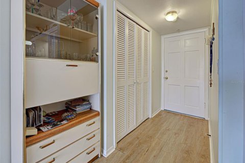 Condo in Venice, Florida, 2 bedrooms  № 1824402 - photo 7