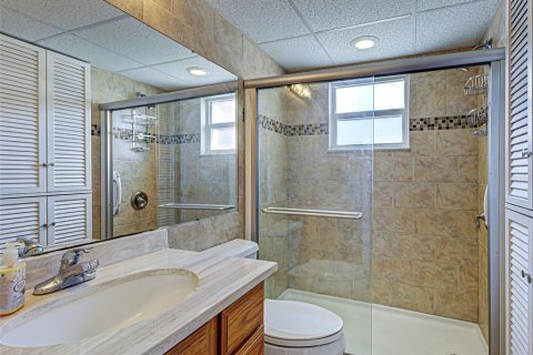 Condo in Venice, Florida, 2 bedrooms  № 1824402 - photo 25