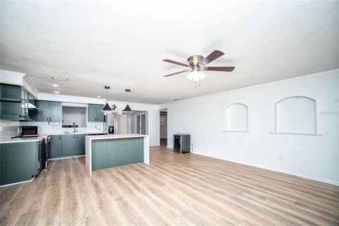 Casa en venta en Largo, Florida, 2 dormitorios, 128.76 m2 № 2145439 - foto 2