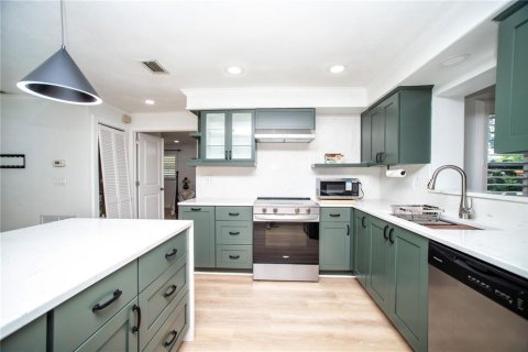 Casa en venta en Largo, Florida, 2 dormitorios, 128.76 m2 № 2145439 - foto 6