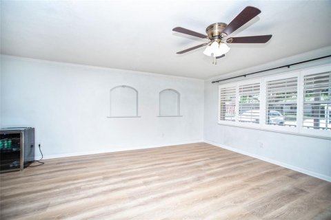 Casa en venta en Largo, Florida, 2 dormitorios, 128.76 m2 № 2145439 - foto 4