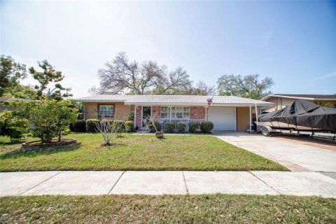 Casa en Largo, Florida 2 dormitorios, 128.76 m2 № 2145439