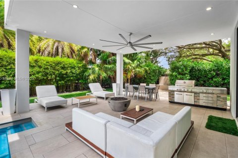 Купить виллу или дом в Форт-Лодердейл, Флорида 4 спальни, 346.9м2, № 1957848 - фото 15