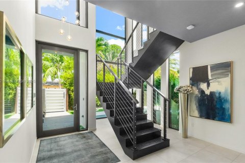 Купить виллу или дом в Форт-Лодердейл, Флорида 4 спальни, 346.9м2, № 1957848 - фото 24