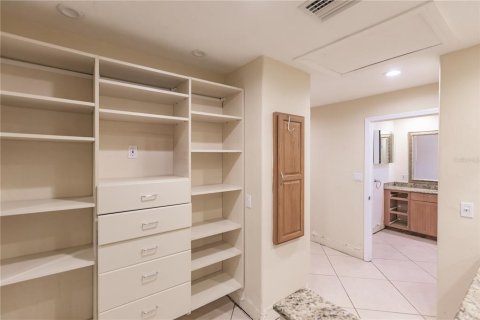 Casa en venta en Sarasota, Florida, 3 dormitorios, 252.6 m2 № 1552439 - foto 19